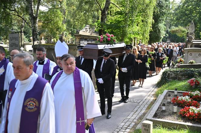 Tak pożegnano Franciszka Smudę. Uroczystości pogrzebowe wybitnego trenera