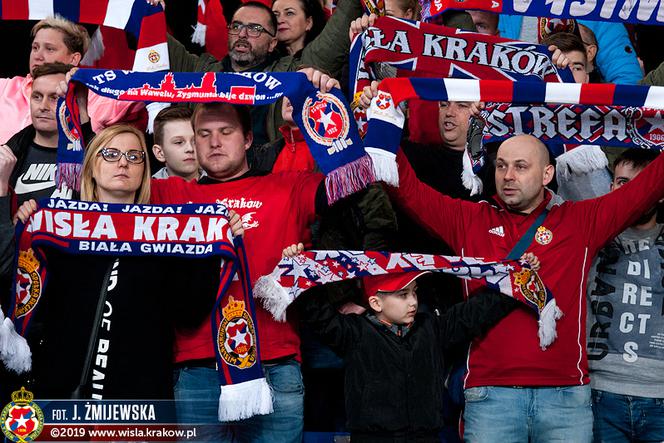 Tak bawili się kibice Wisły Kraków na Derbach Krakowa!