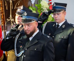 Jubileusz 100-lecia OSP Krzesk-Królowa Niwa uczczony przekazaniem jednostce nowego wozu strażackiego