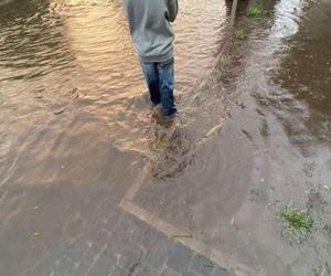  Łódź zalana po ulewie. Ulicami popłynęły strumienie wody [ZDJĘCIA]