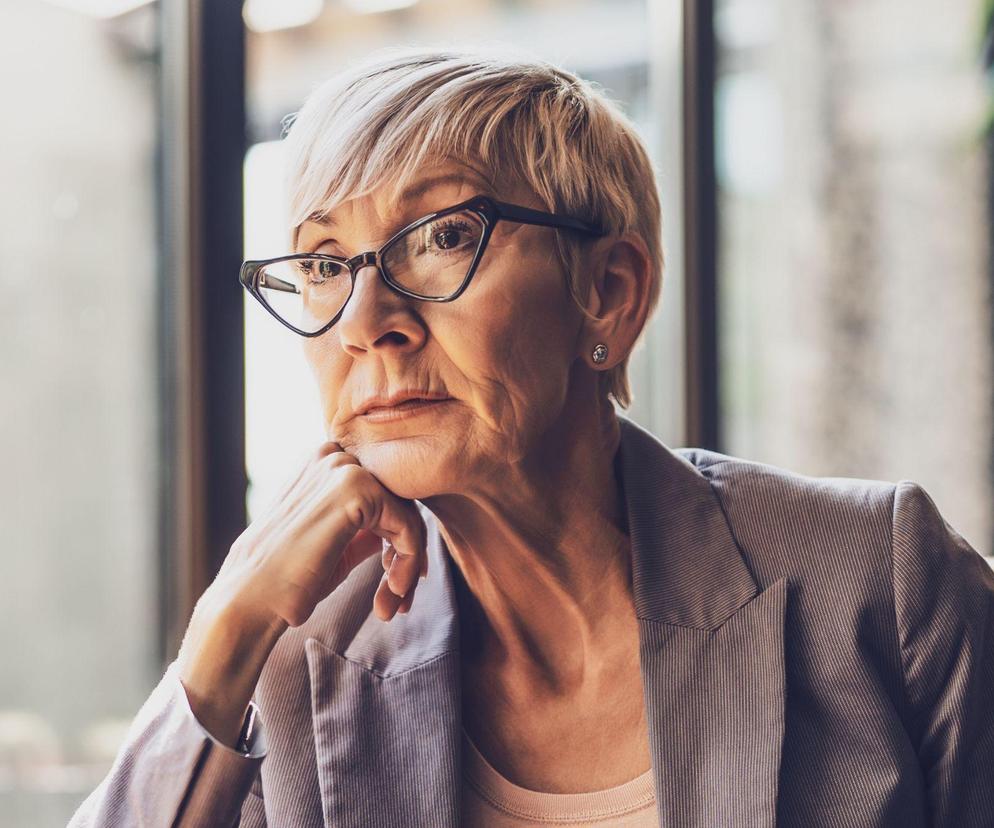 Przywileje dla pracujących kobiet w okresie menopauzy. Przedstawiono nowe wytyczne