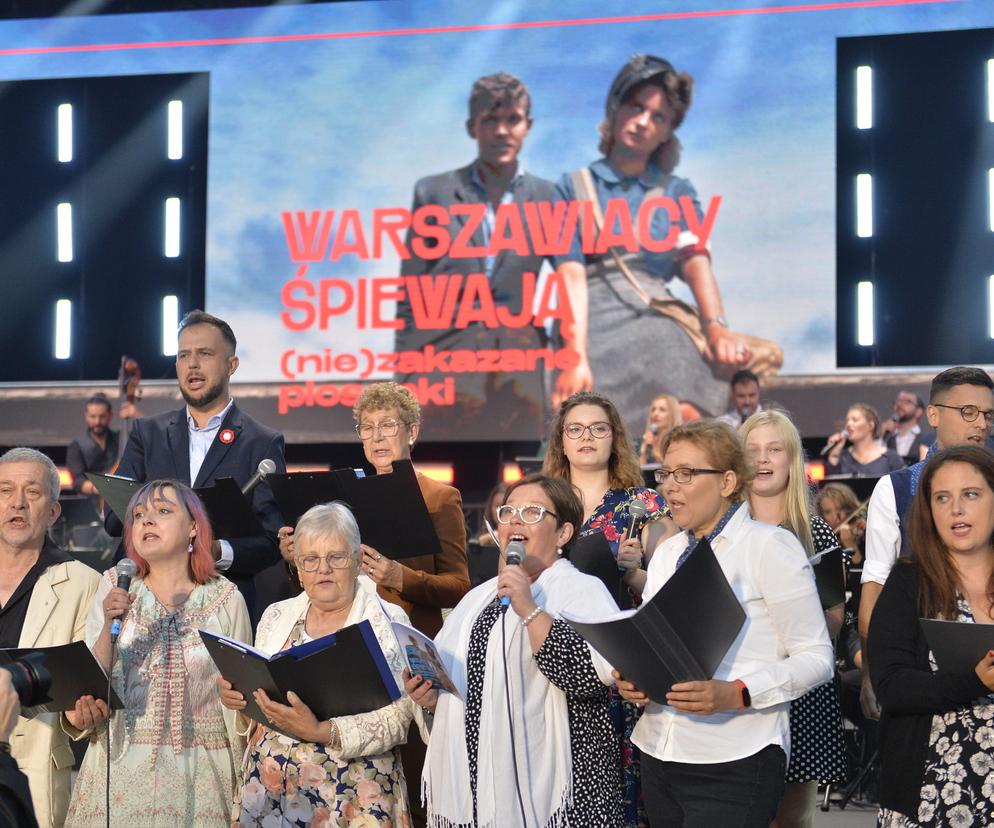 Warszawa śpiewała dla powstańców. Jesteście naszą dumą!