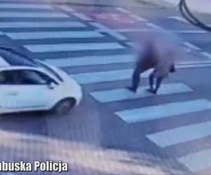 Kobieta i mężczyzna wylecieli w powietrze! Koszmarny wypadek na przejściu w Zielonej Górze [WIDEO, ZDJĘCIA]