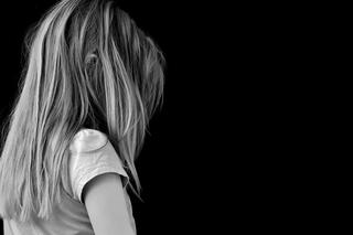 Gostyń: Ojciec pedofil? Miał molestować 11-letnią córkę! Kluczowa opinia psychologa