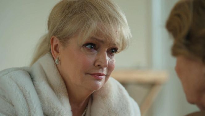 Barwy szczęścia odc. 3208. Józefina Rawiczowa (Elżbieta Jarosik), Małgorzata (Adrianna Biedrzyńska)