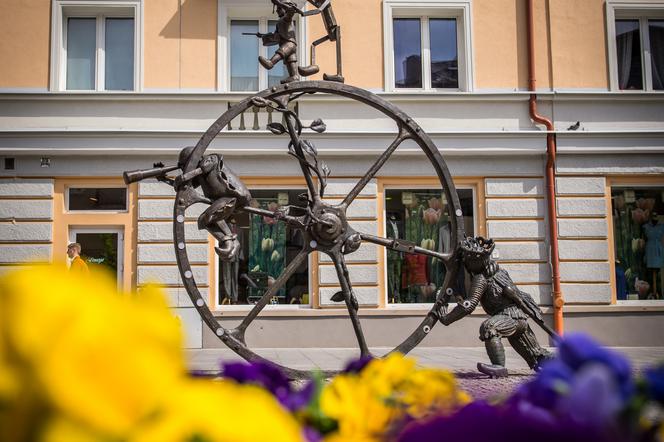 Śladami najładniejszych białostockich rzeźb. Widzieliście je wszystkie? [ZDJĘCIA, PROPOZYCJA SPACERU]