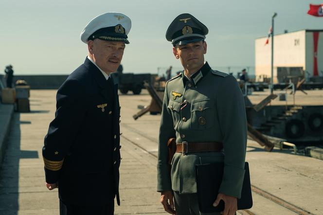 Zatoka szpiegów odc. 3. Franz Neumann (Bartosz Gelner),komandor Kessler (Mariusz Bonaszewski)