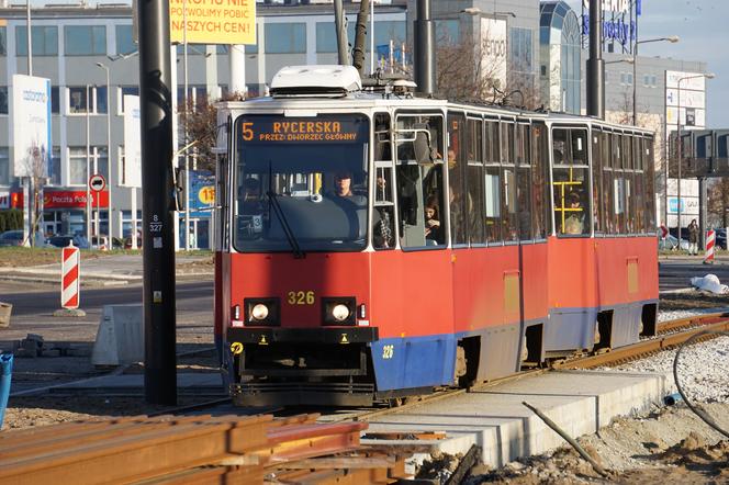 Zmiany w ruchu przy budowie mostów nad Brdą. Otwarto długo wyczekiwane ulice [ZDJĘCIA]