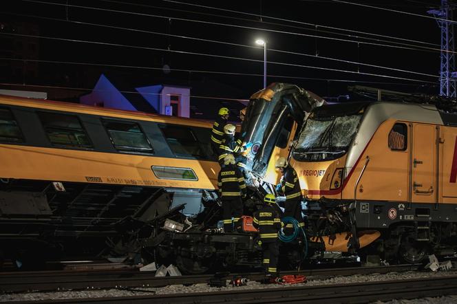 Katastrofa kolejowa w Czechach. W Pardubicach zderzyły się dwa pociągi