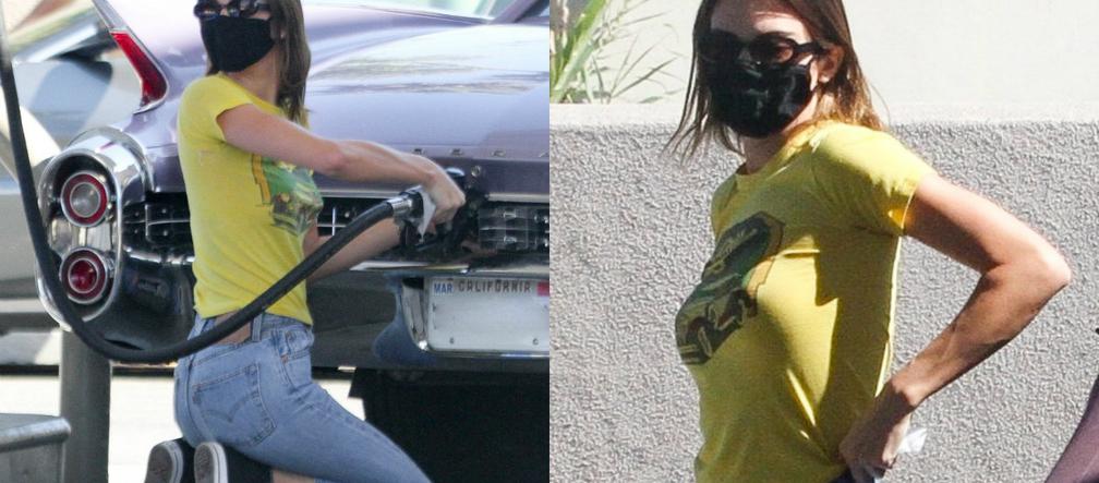 Kendall Jenner tankuje samochód
