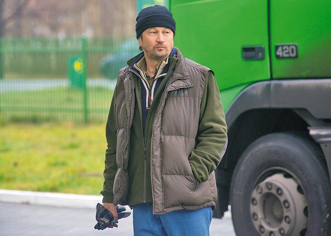 BarON24 zniszczy Rodzinkę.pl. Tomasz Karolak o nowym serialu TVP2. Kim jest Mirek Baron?