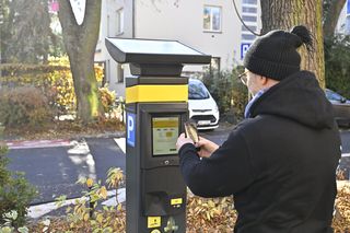 RPO interweniuje ws. parkometrów. Kierowcy muszą mieć możliwość płatności gotówką 
