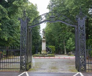 Grób Jana Kulczyka 10 lat od jego śmierci 