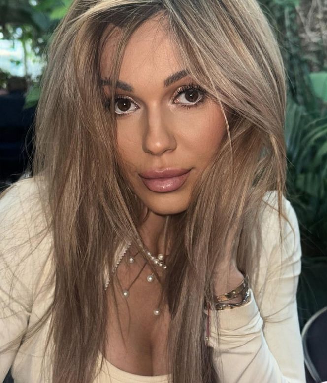 Doda zaświeciła gołą pupą. Co dalej?