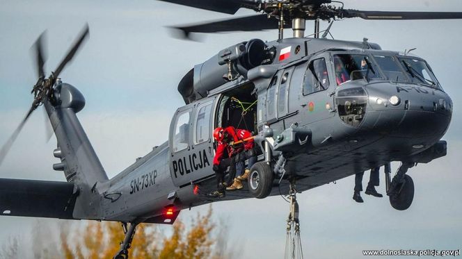 Wrocław. Ćwiczenia na terenie Portu Lotniczego im. Mikołaja Kopernika [ZDJĘCIA].