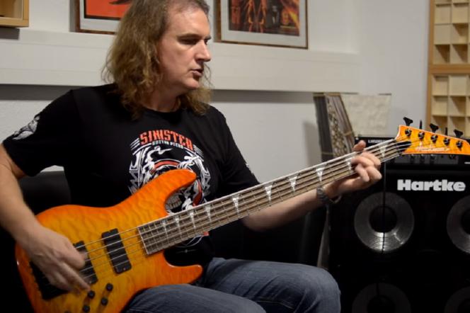Po wyrzuceniu z Megadeth, David Ellefson wraca z nowym projektem