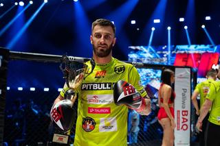 Ostrów. Michał Grzesiak - spektakularna wygrana pojedynku w gali FEN44