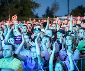 Sosnowiec Fun Festival. Publiczność szaleje przed sceną