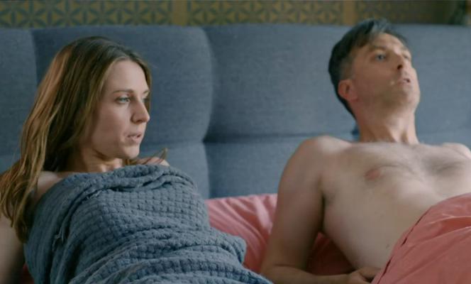 BrzydUla 2, odcinek 155. Ula (Julia Kamińska), Marek (Filip Bobek)