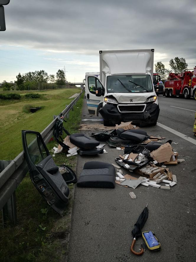  Wypadek na autostradzie A2 pod Poznaniem. Jedna osoba została ranna! 