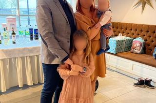 Adam zginął w wypadku, gdy wracali z wakacji! Jego żonę i dzieci uratował cud