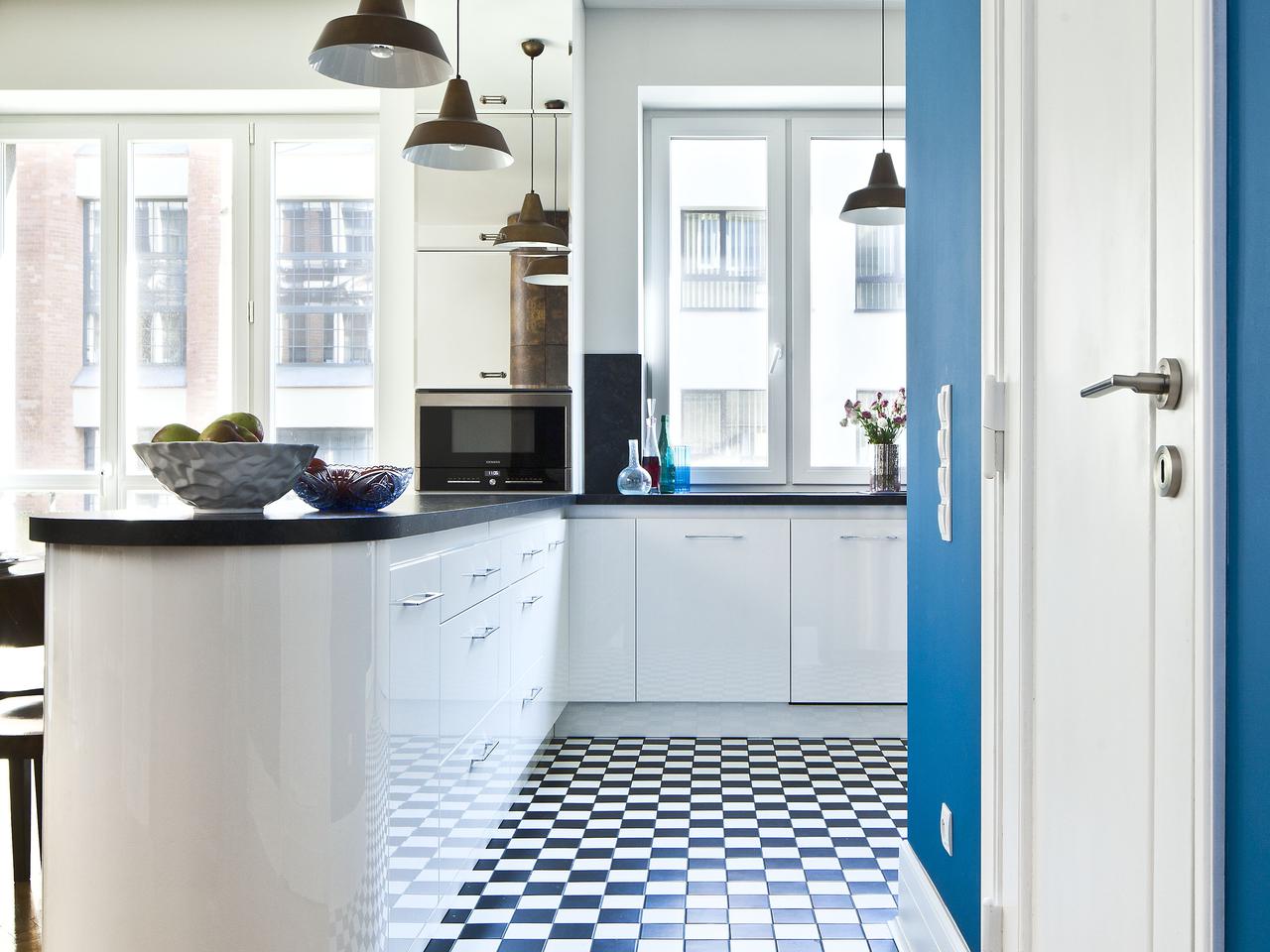 Płytki jak chodnik: płytki dywanowe do przedpokoju, łazienki i kuchni