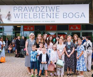 Tysiące wiernych w Częstochowie. Zakończył się kongres Świadków Jehowy
