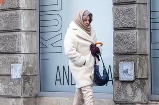 Grażyna Szapołowska - ciuszki ważniejsze niż przepisy?