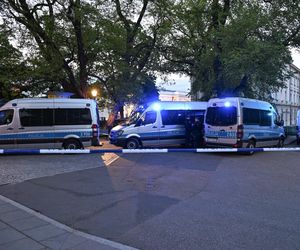 Masakra siekiera na Uniwersytecie Warszawskim. Kobieta z podciętą głową