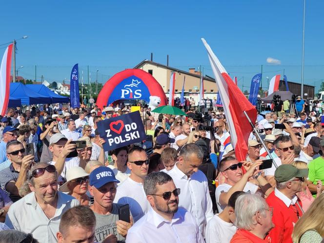 Jarosław Kaczyński na pikniku w Woli Rędzińskiej