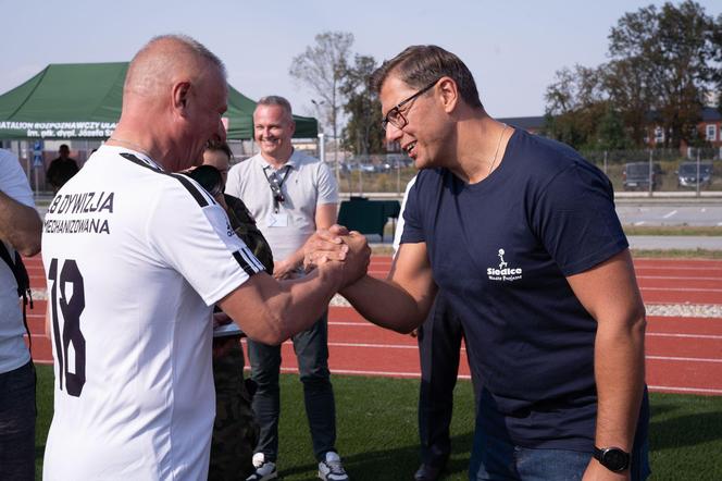 Obchody święta siedleckiej dywizji na terenie jednostki