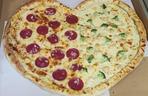 Petarda! To najostrzejsza pizza w Polsce. „Po pierwszym kawałku goście dostają taki tępy wzrok”