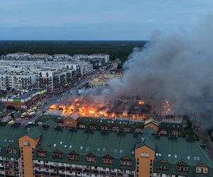 Pożar bloku w Ząbkach. Przerażające zdjęcia z miejsca tragedii