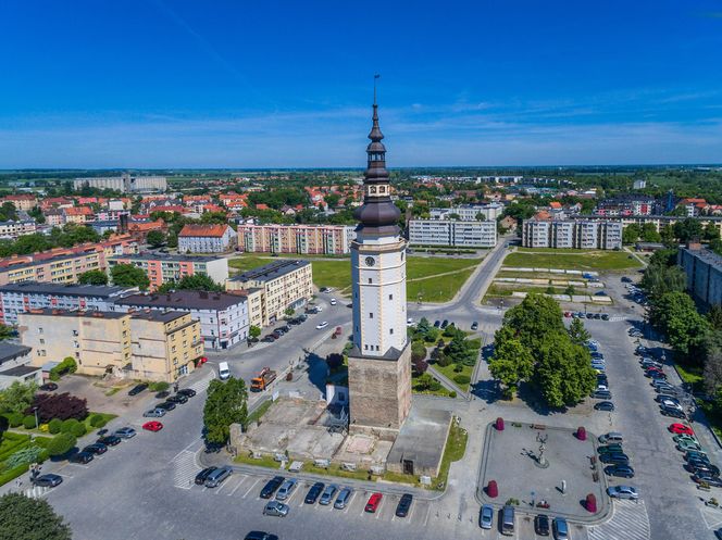 Wieża ratusza w Strzelinie w 2017 r.