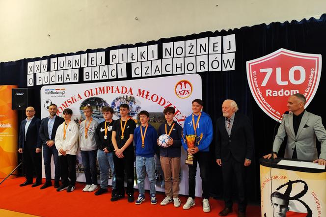 Turniej piłki nożnej chłopców o puchar braci Czachorów