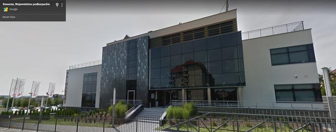 Gabinety stomatologiczne otwarte w Rzeszowie i okolicy pomimo koronawirusa. Gdzie do dentysty?