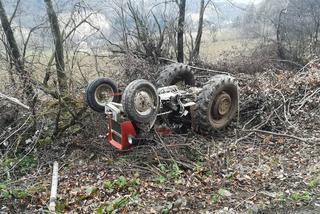 TRAGEDIA pod Limanową. Nie żyje mężczyzna przygnieciony przez ciągnik 