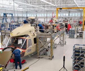 Pierwszy śmigłowiec AW149 w PZL Świdnik nabiera docelowych kształtów