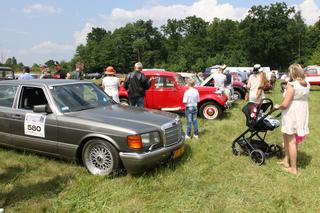 Wystawa samochodów zabytkowych w Opolu