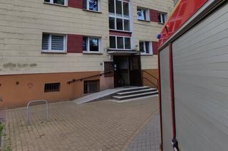 Cztery wozy strażackie na ul. Chrobrego w Toruniu. Wszystko przez przypaloną potrawę [ZDJĘCIA]