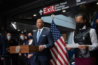 Burmistrz NYC bierze się za porządki. Pełna mobilizacja w metrze