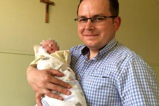 Posłowie w roli rodziców. Paweł Rychlik