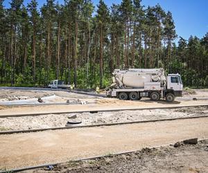 Budowa przedłużenia ul. Korfantego w Częstochowie na półmetku.