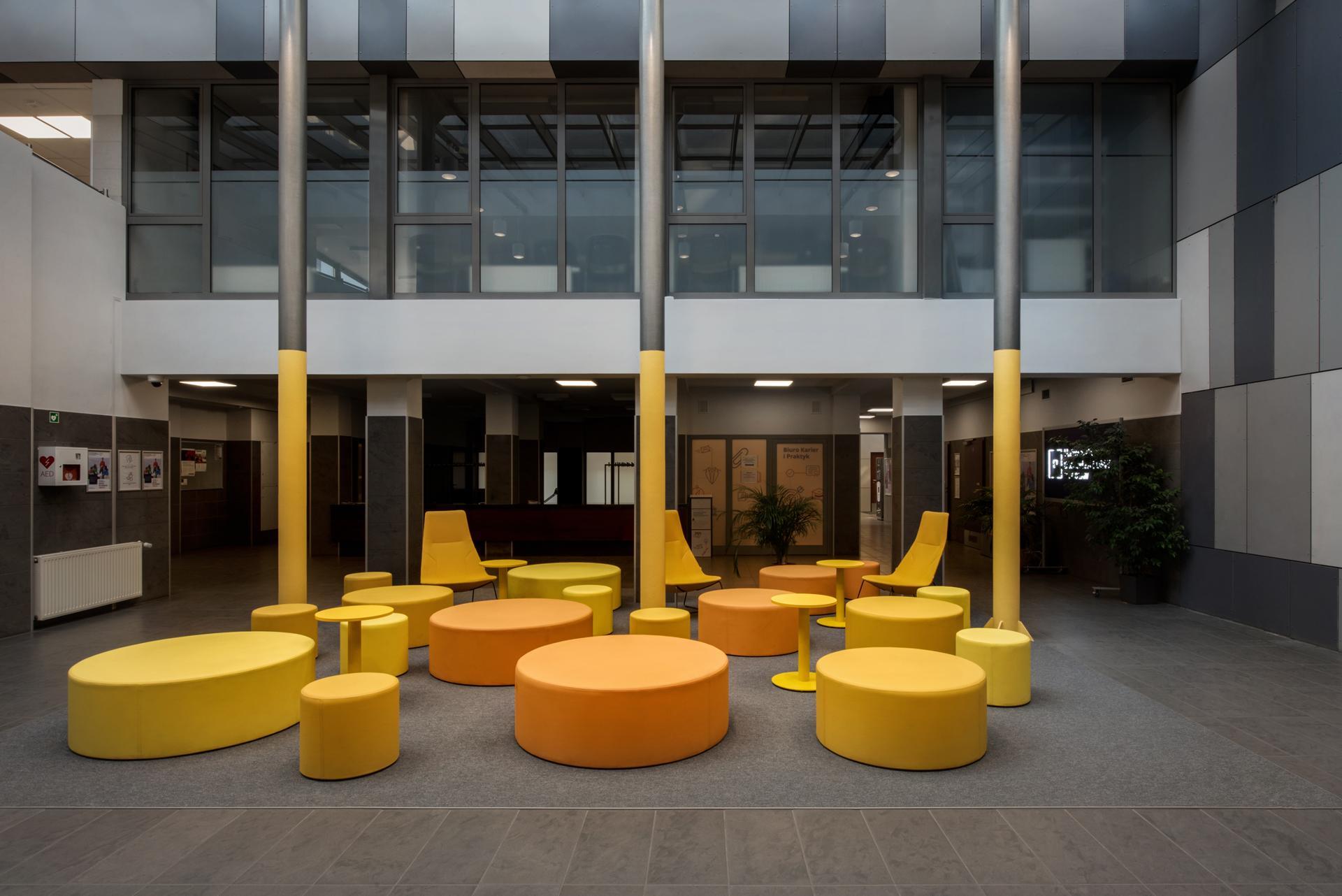 Strefy relaksu dla studentów Uniwersytetu Dolnośląskiego DSW