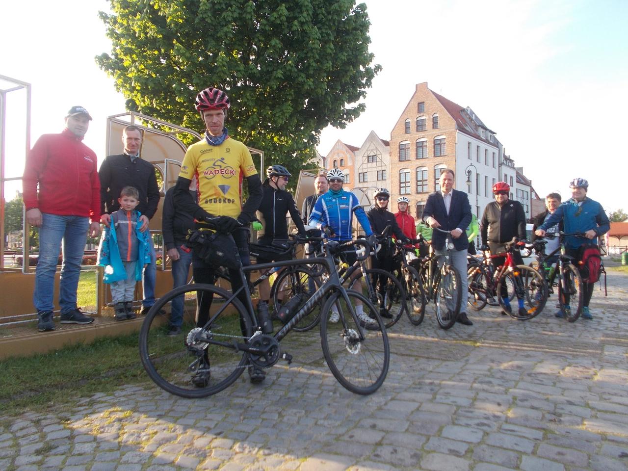 700 km, solo i bez snu. Samotny maraton rowerowy z Elbląga do Zakopanego