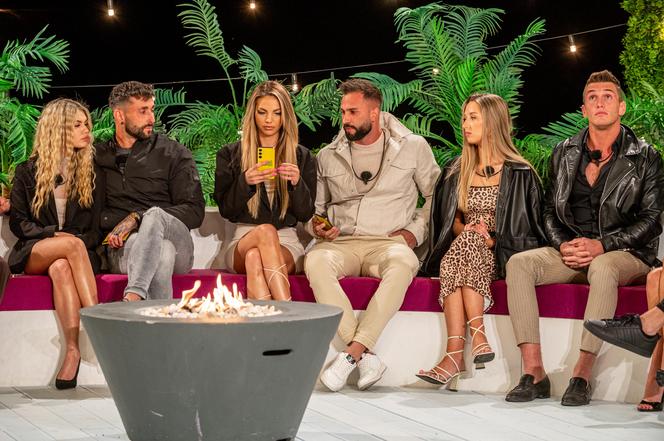 Love Island 9: produkcja chce zniszczyć Jarka? Widzowie są zażenowani!