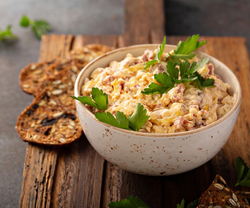 Kanapkowa klasyka w wersji dipu. Zaskocz wszystkich gości tym smakiem