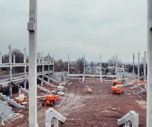 Stadion dla GKS Katowice rośnie jak na drożdżach. Zobaczcie postępy prac [WIDEO, ZDJĘCIA]