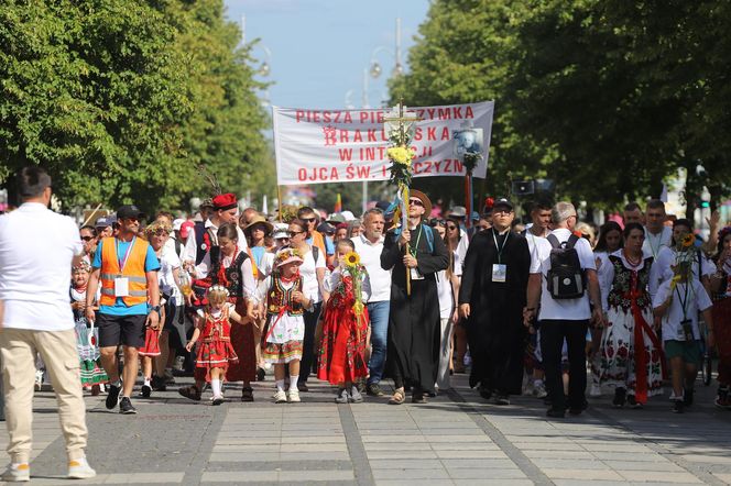 Pielgrzymi z Krakowa dotarli na Jasną Górę. Zakończyła się 45. Piesza Pielgrzymka Krakowska
