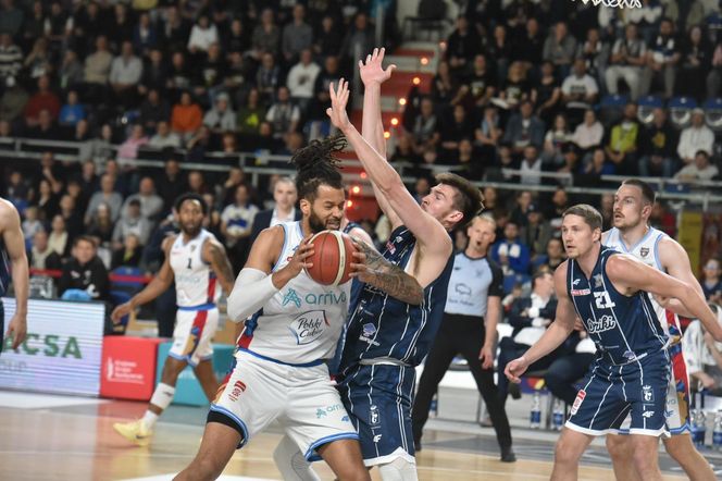 Arriva Polski Cukier Toruń - Dziki Warszawa 86:82, zdjęcia z pierwszego meczu fazy play-in
